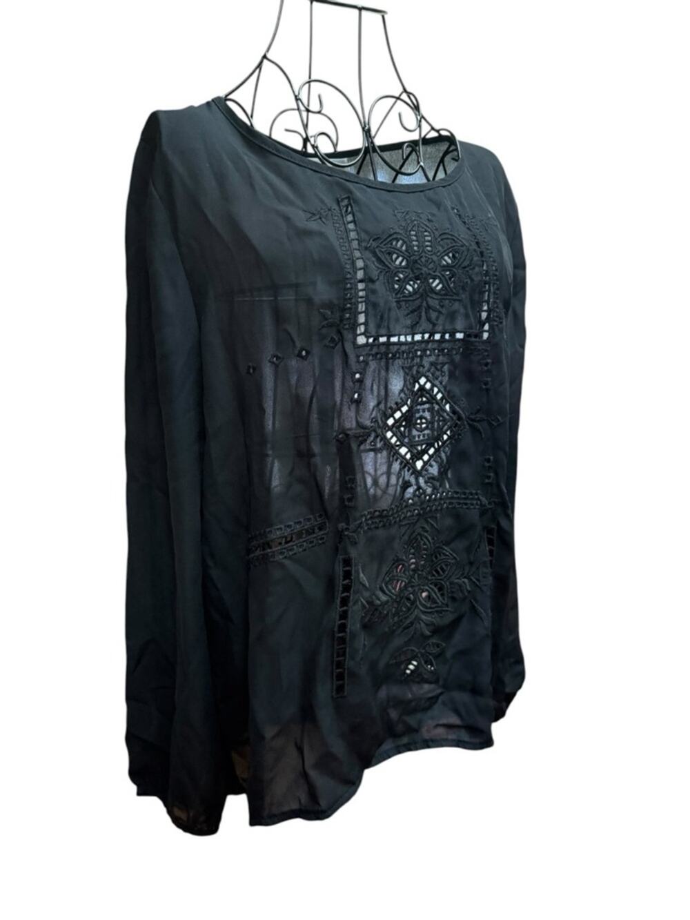 Luxe Apothetique Sheer Black Embroidered Long-Sleeve Boho Blouse Large